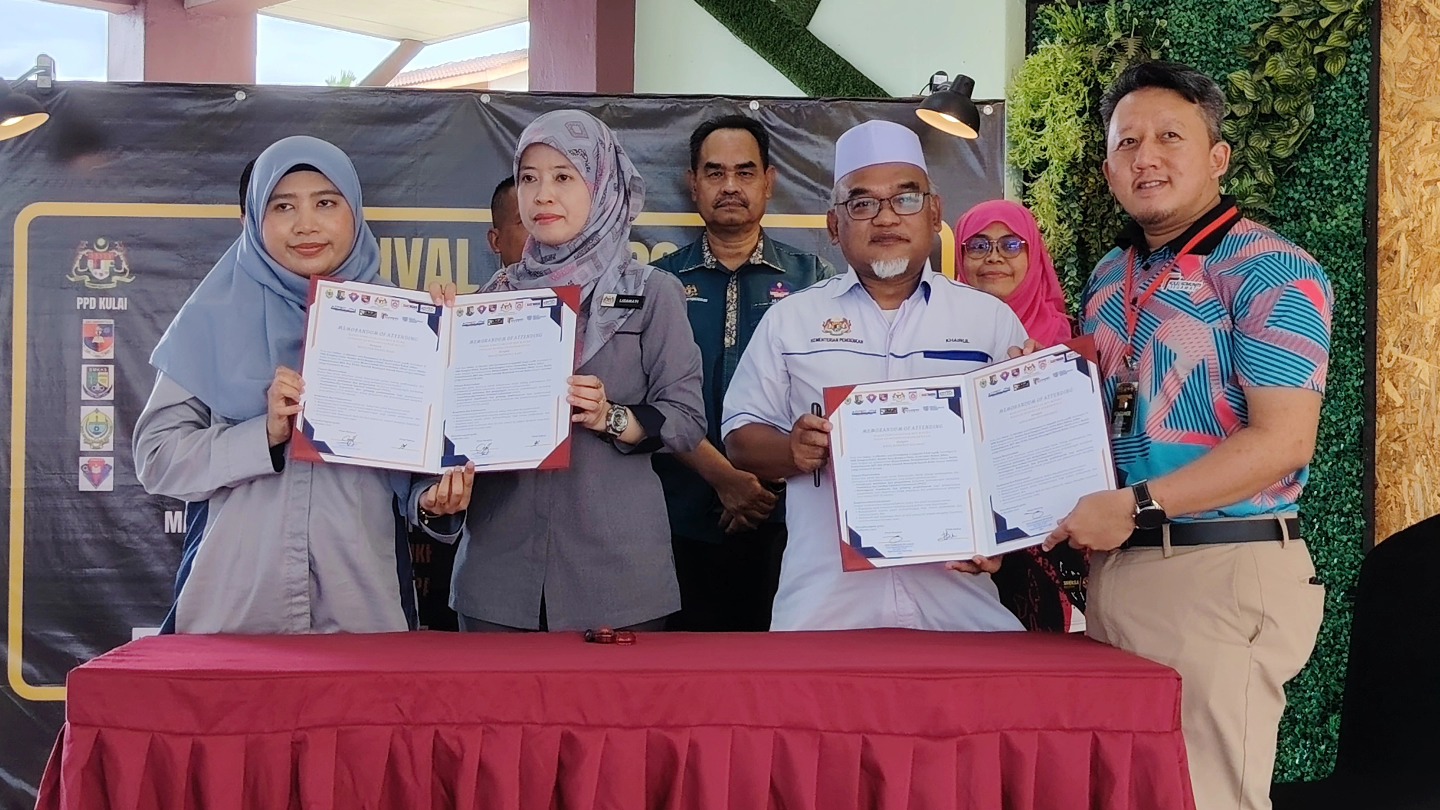 KOLABORASI ANTARA PEJABAT PENDIDIKAN DAERAH KULAI DAN KOLEJ KOMUNITI SEGAMAT SEMPENA KARNIVAL TVET DAERAH KULAI 2025