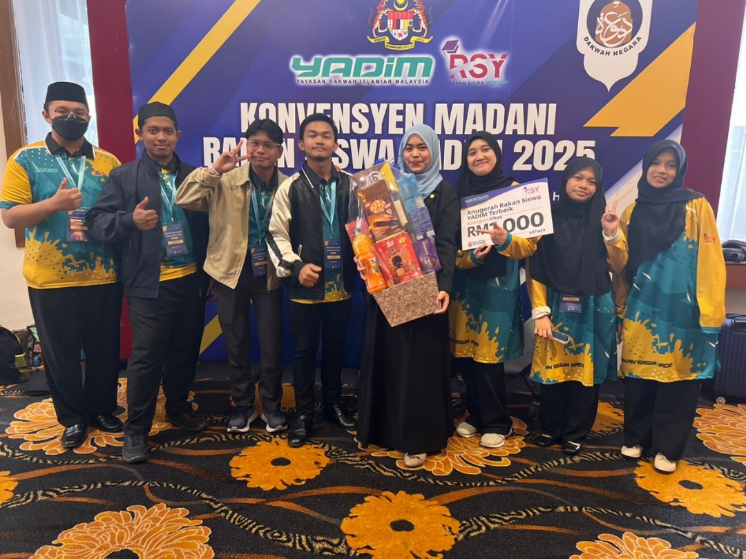 Keratan Akhbar : Rakan siswa Yadim PUO terima anugerah khas peringkat kebangsaan