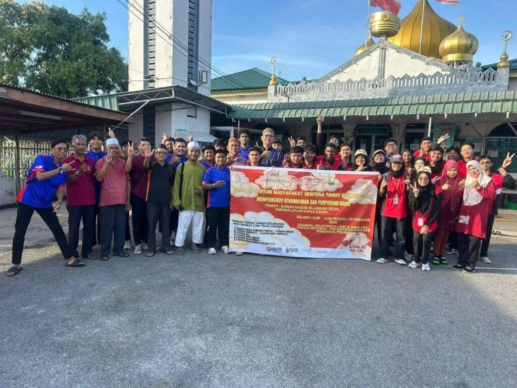 Pelajar POLIMAS turun padang santuni komuniti Telok Chengai, perkukuh perpaduan