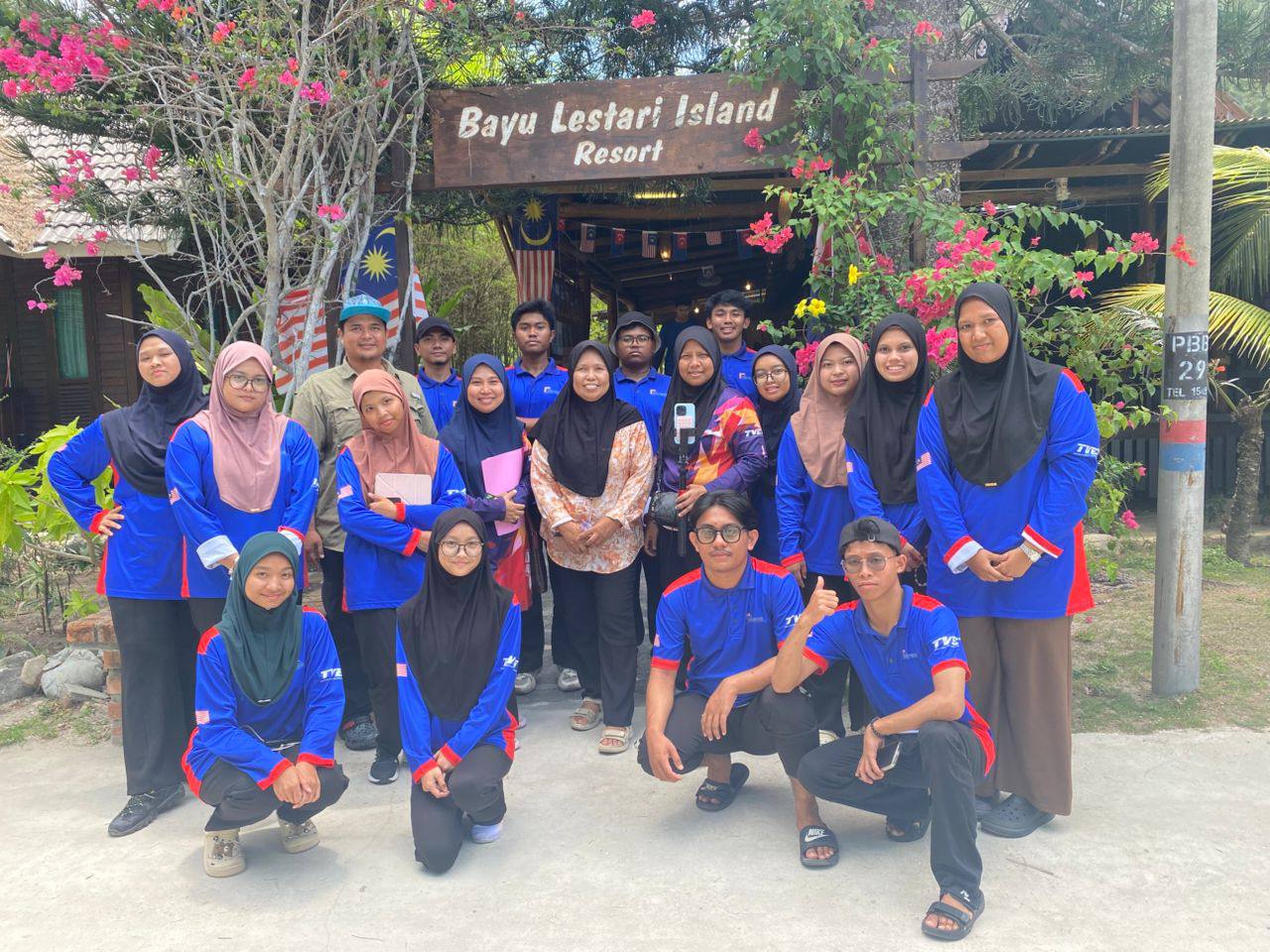 XPLORE, EXPERIENCE & CAPTURE @ BAYU LESTARI, PROGRAM PERKASA SINERGI INDUSTRI & PELAJAR