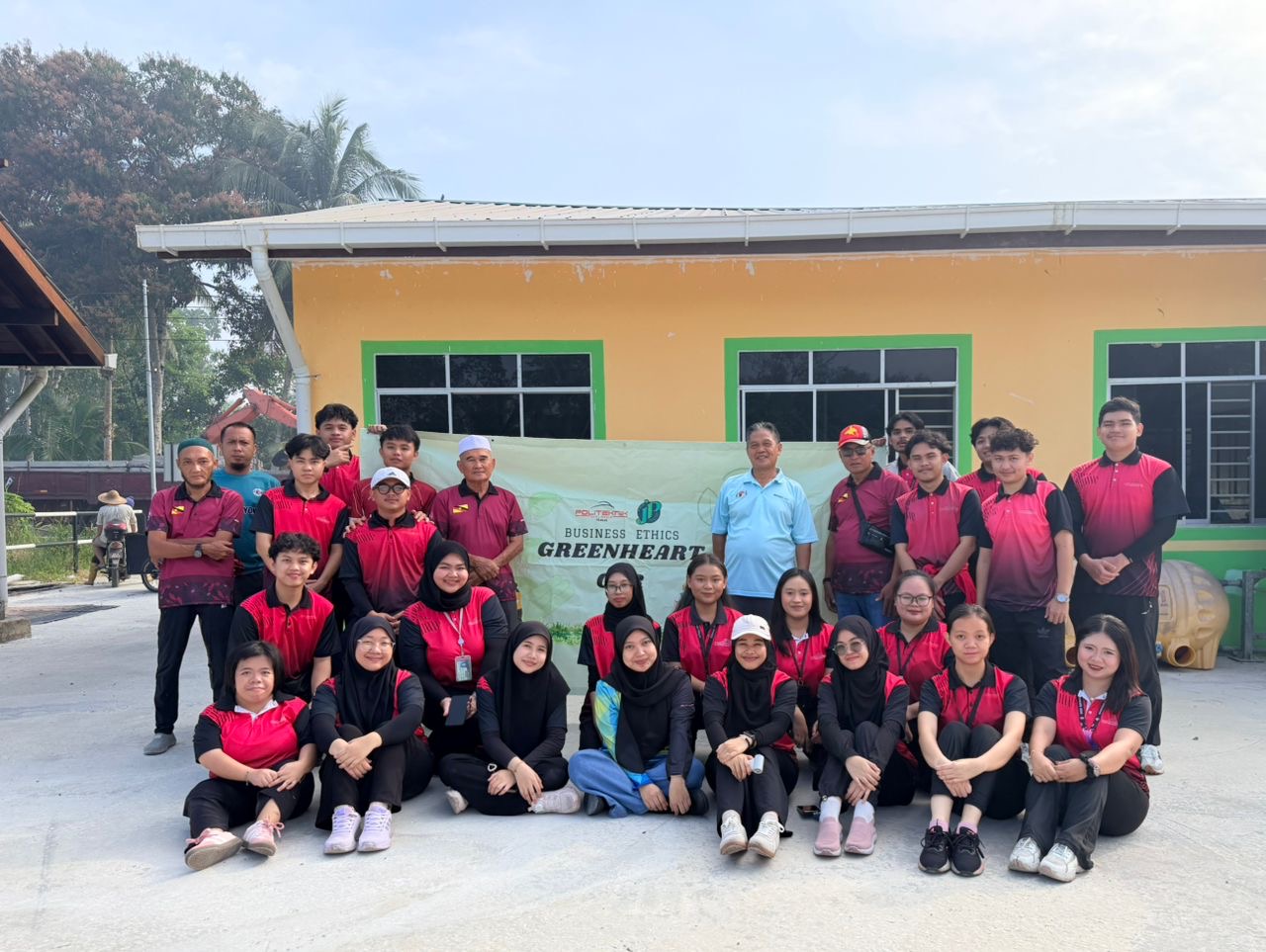 PMU perkasa komuniti Igan melalui Green Heart CSR 4.0, ceriakan persekitaran kampung