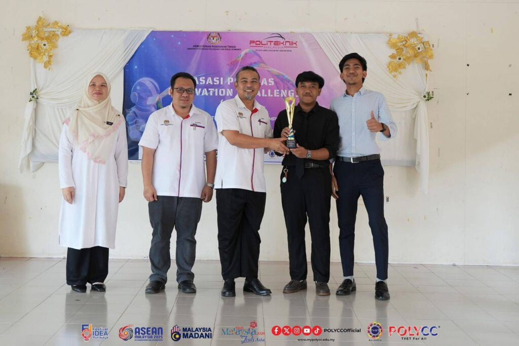 Bakat luar biasa pelajar asasi POLIMAS cipta inovasi Penghadang Jalan Lestari, guna bahan kitar semula