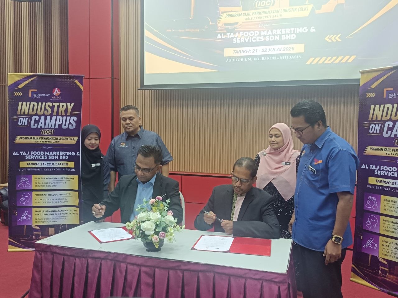 Kolej Komuniti Jasin dan Al Taj Food Marketing & Services Sdn Bhd meterai surat hasrat perkukuh kerjasama strategik industri