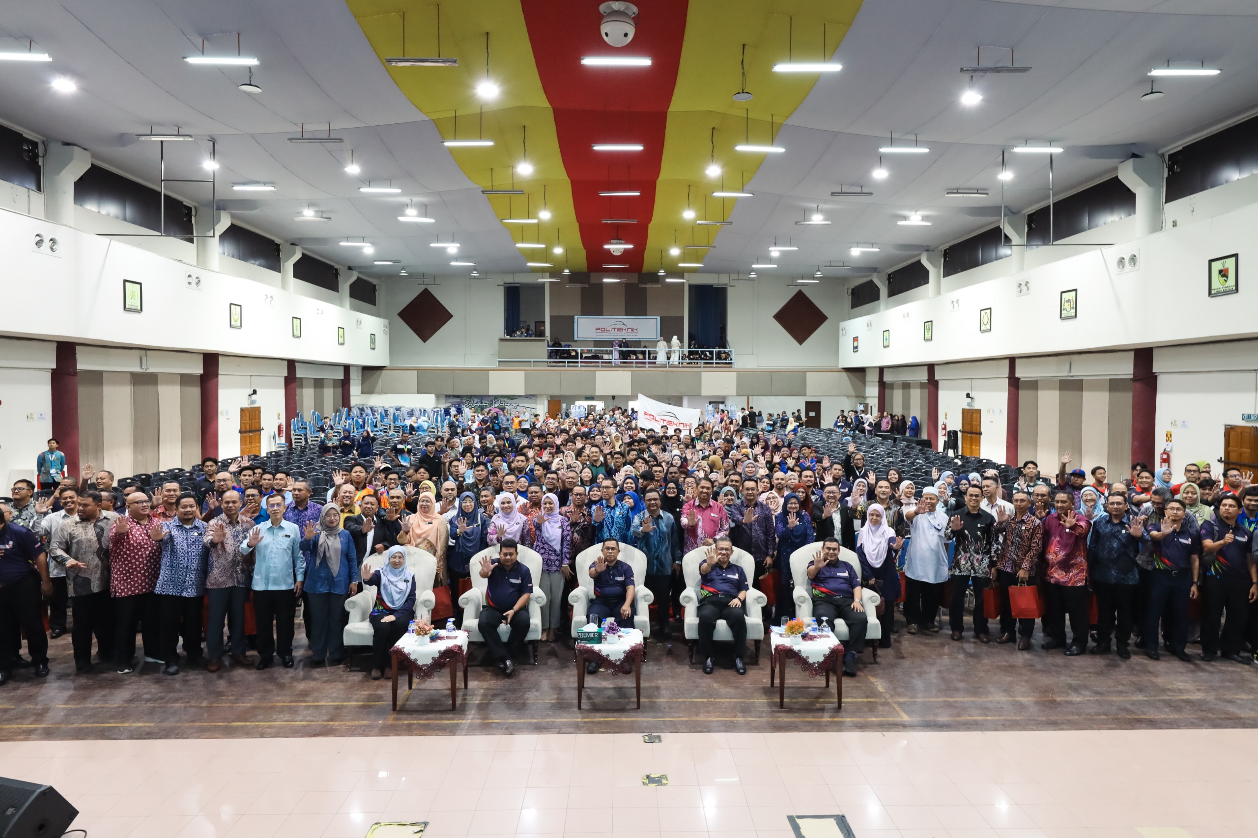 POLYCCSkills pemangkin kecemerlangan bakat dan kemahiran pelajar TVET