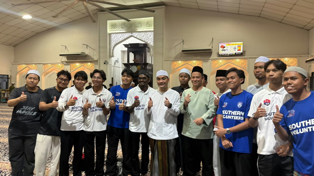 32 pelajar dan wakil JPP PMJB sertai Program Semarak Maghrib Isyak Bersama YAB Menteri Besar Johor